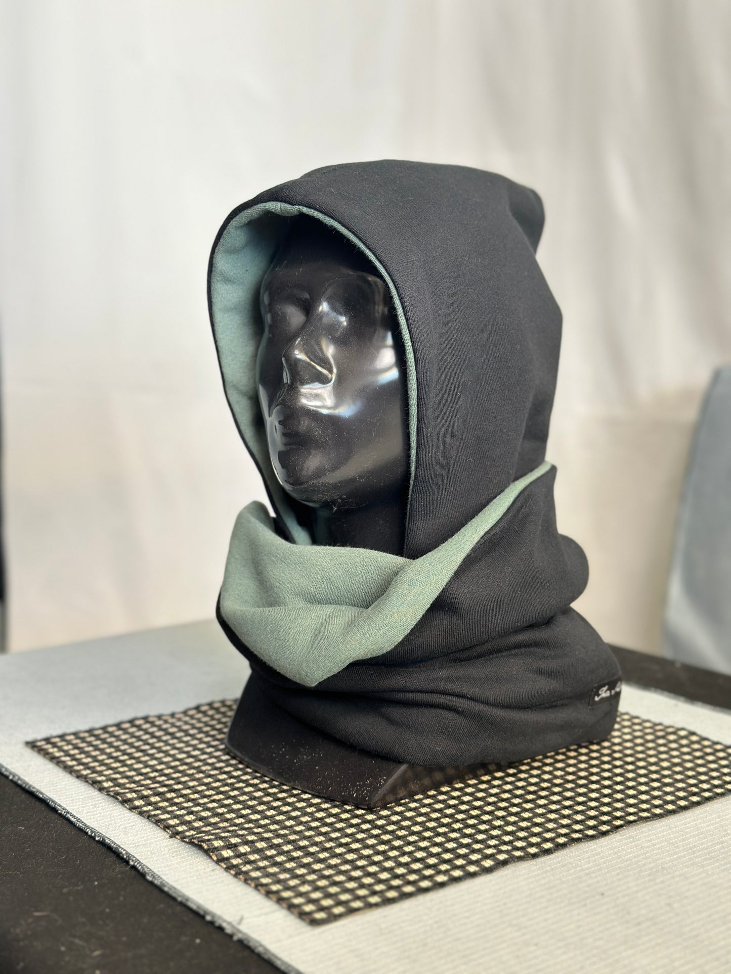 Wild Olive & Black Reversible Rounded Hood – Long Neck Edition